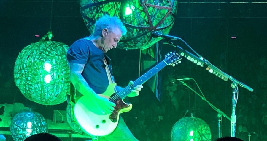 Pearl Jam’s Mike McCready Jams With Treehouse Foster Kids Youth