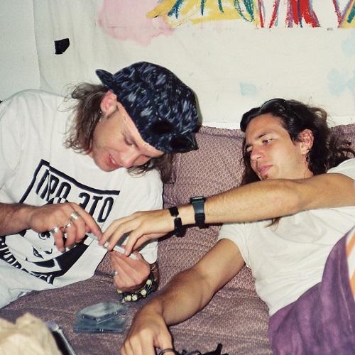 Previously unseen video of Jeff Ament and Eddie Vedder interview from 1993 has surfaced