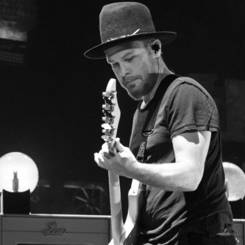 Jeff Ament talks about Pearl Jam plans for touring this year