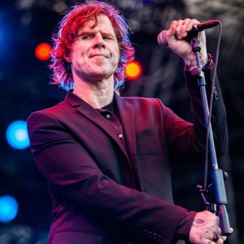 Mark Lanegan tributed by Eddie Vedder, Matt Cameron, Greg Dulli and many others